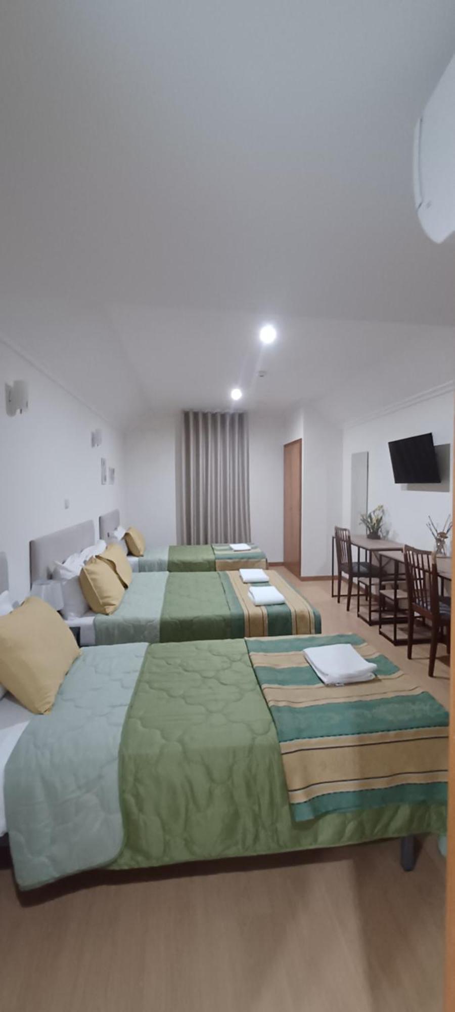Отель Residencialusobrasileira Леса-да-Палмейра Экстерьер фото