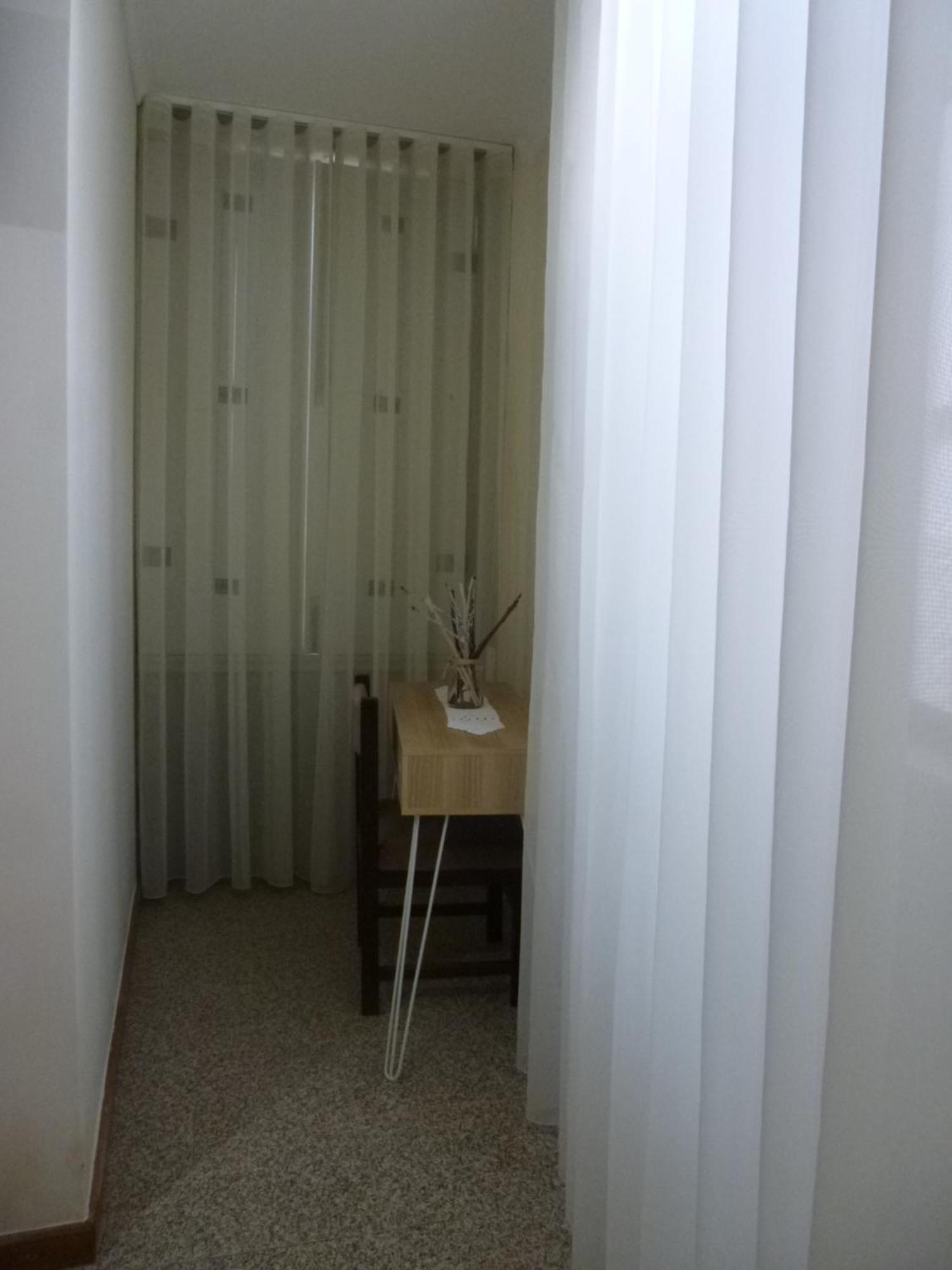 Отель Residencialusobrasileira Леса-да-Палмейра Экстерьер фото